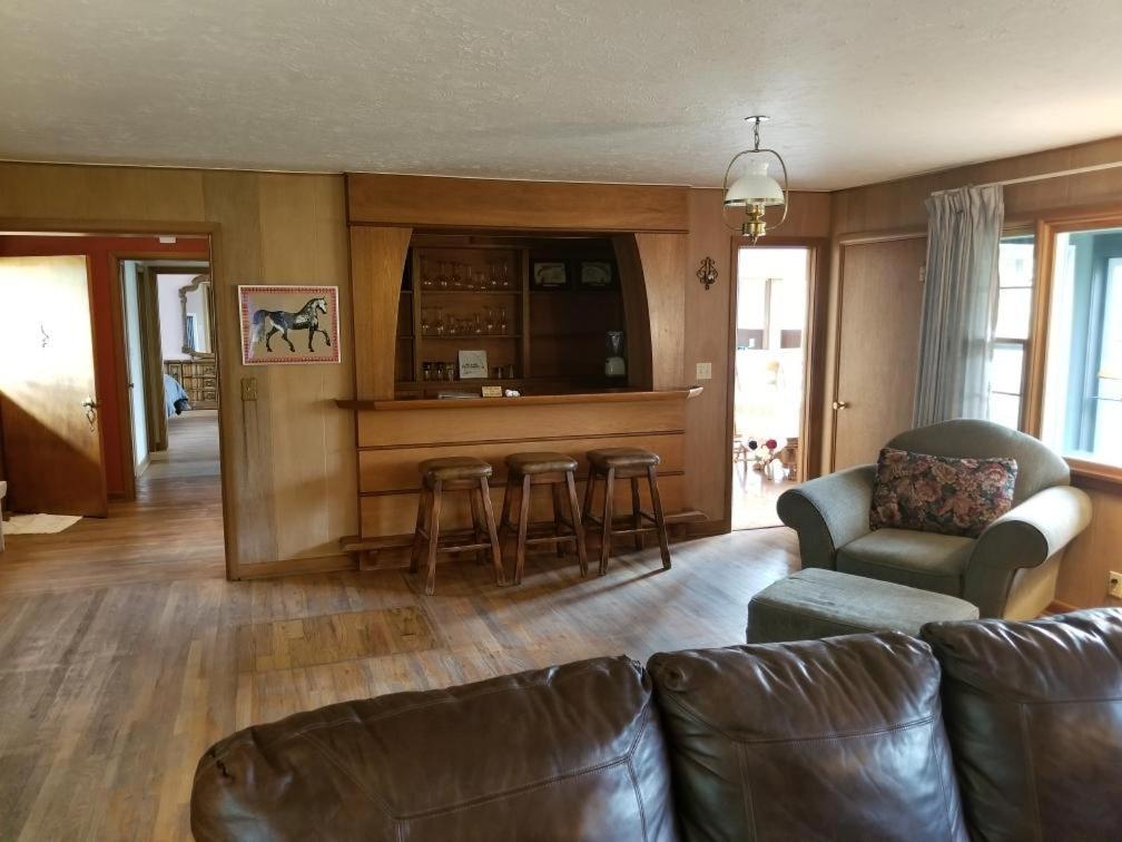 Rolling R Guest Ranch Guest House Meeker Bilik gambar